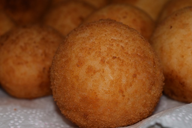 Deliziosi Arancini di Riso: Una Ricetta Tradizionale e Gustosa