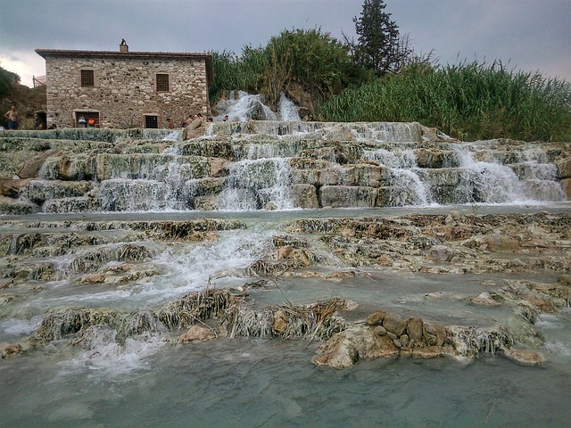 Terme di Saturnia: Benessere Naturale tra Storia e Relax