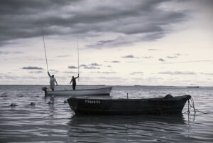Tragedia in Atlantico: Il Fato dei Migranti tra Canarie e Brasile