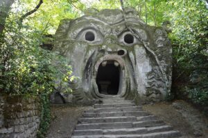 Parco dei Mostri di Bomarzo: Un Viaggio tra Arte, Storia e Mistero